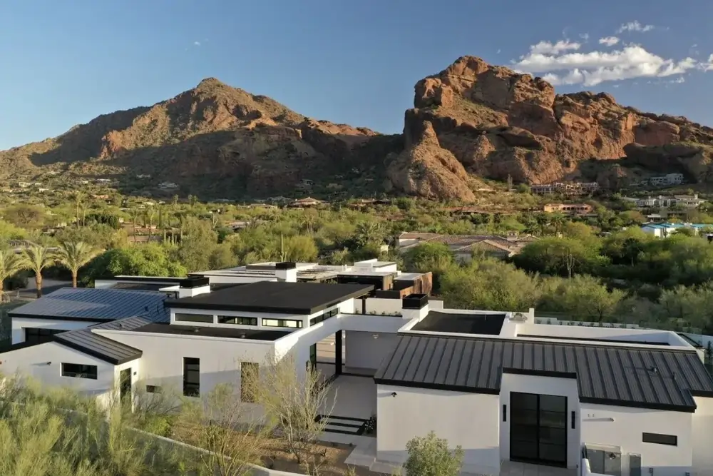 Paradise Valley1